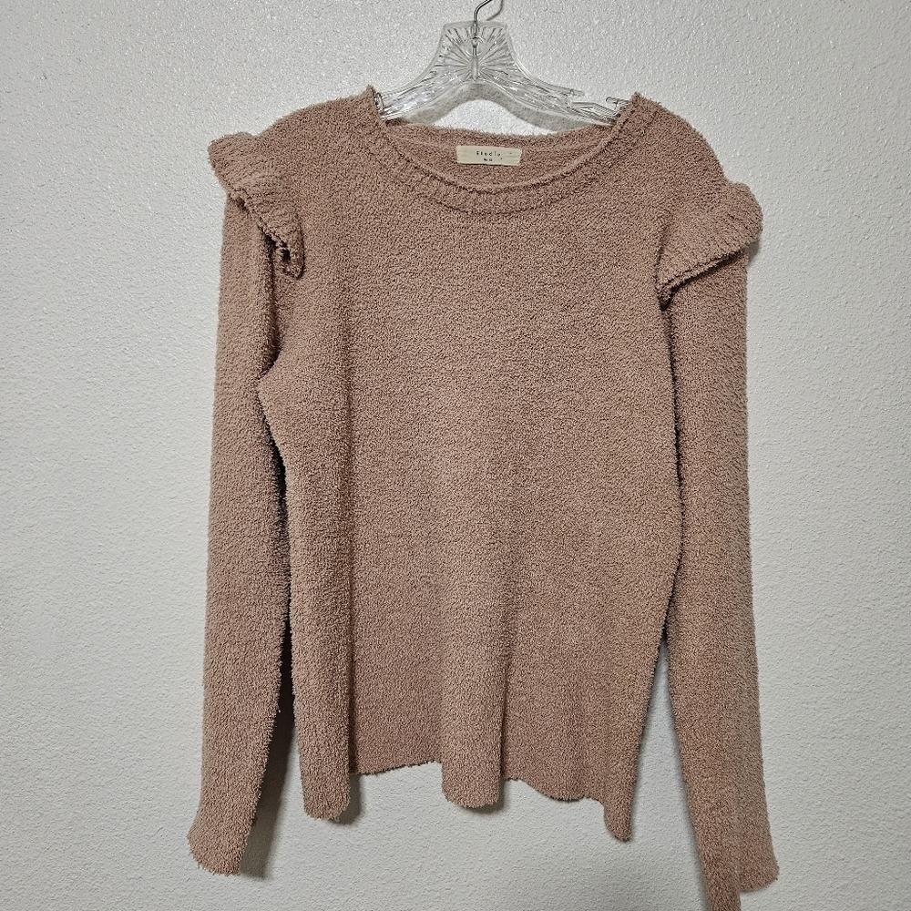Elodie sweater with ruffle details around sleeve size xl